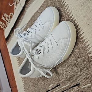 Rothy's The Lace Up Sneaker in Bright White